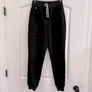 Figs Black Jogger scrub pants small tall